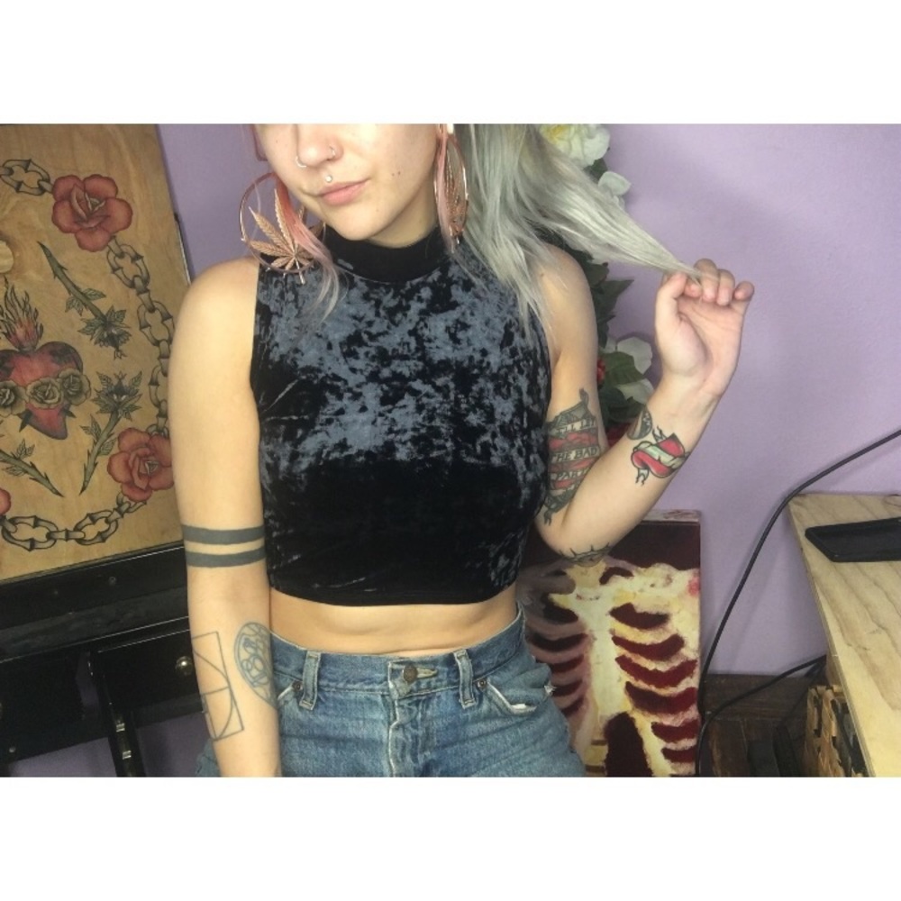 Forever 21 mock neck tank